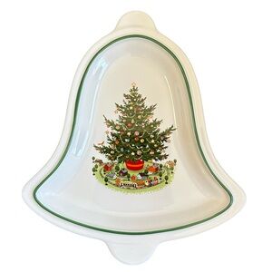 Pfaltzgraff‎ Christmas Heritage White Bell Shaped Plate Christmas Tree Design